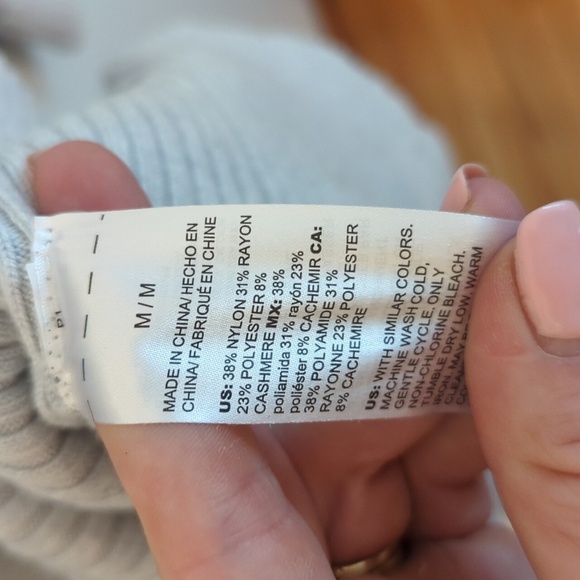 WHBM | Long Sleeve Turtleneck Pointelle Tunic Cashmere Blend - Picture 7 of 10